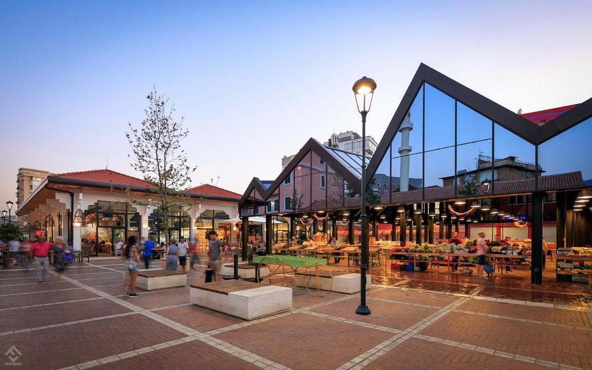 Апартаменти New Bazaar Bliss Тирана Екстер'єр фото